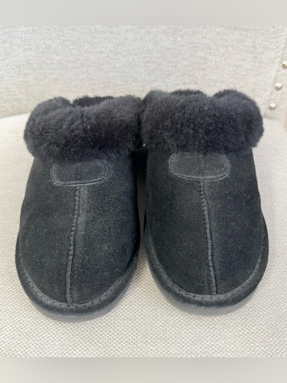 BearPaw Slip-On Slippers size 7